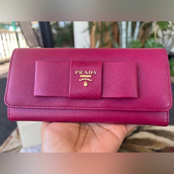 Prada Saffiano Metal Red Wallet With Box and COA - Picture 3 of 13
